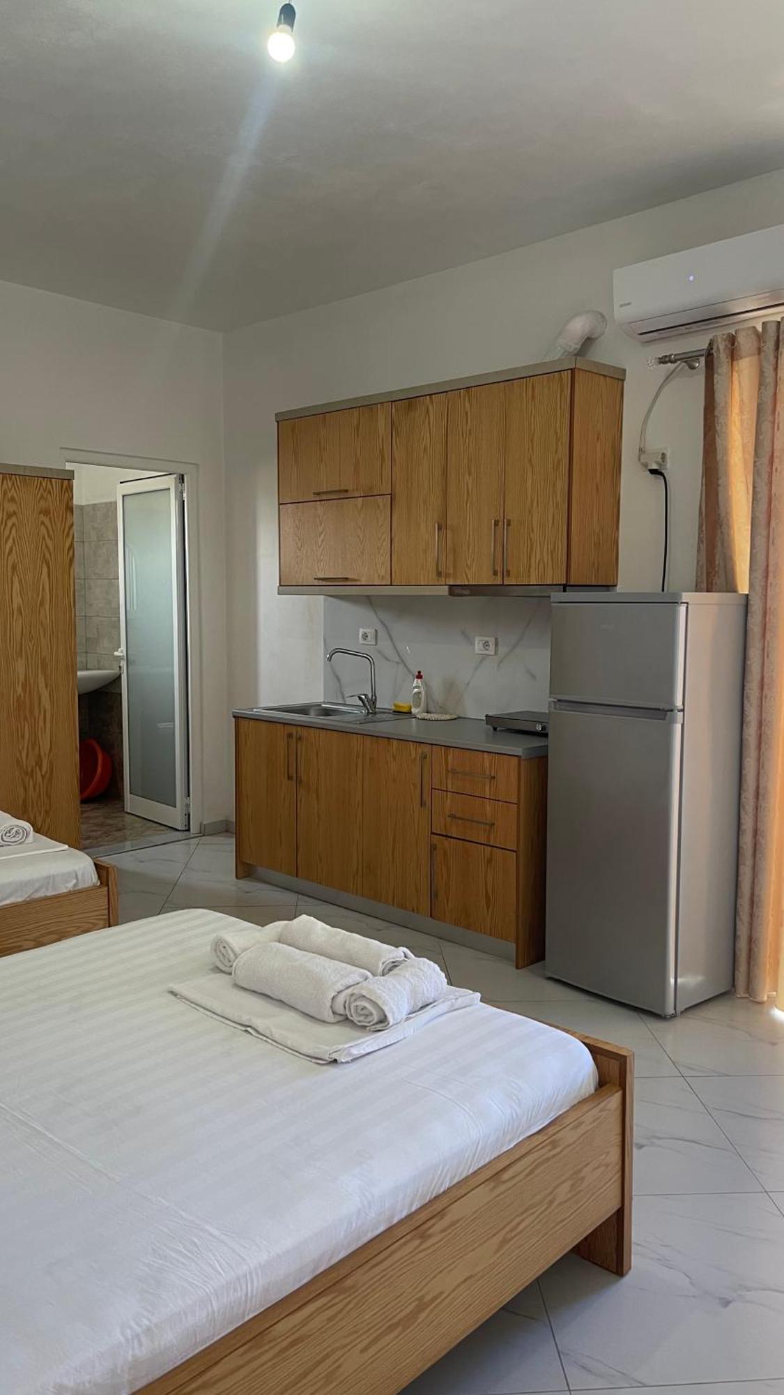 Olympia Guesthouse Ksamil Exterior photo